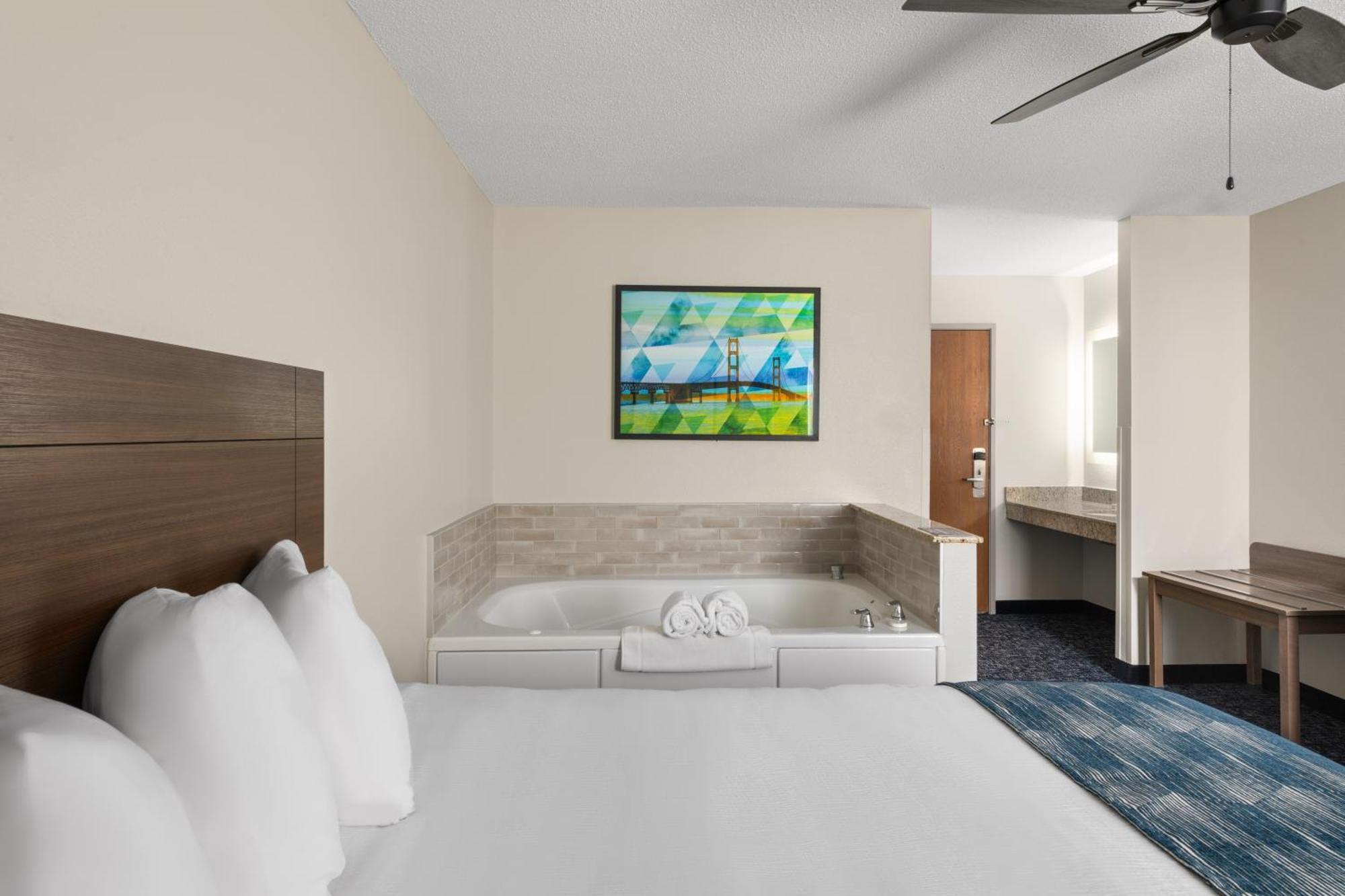 Baymont By Wyndham Mt. Pleasant Mount Pleasant Quarto foto