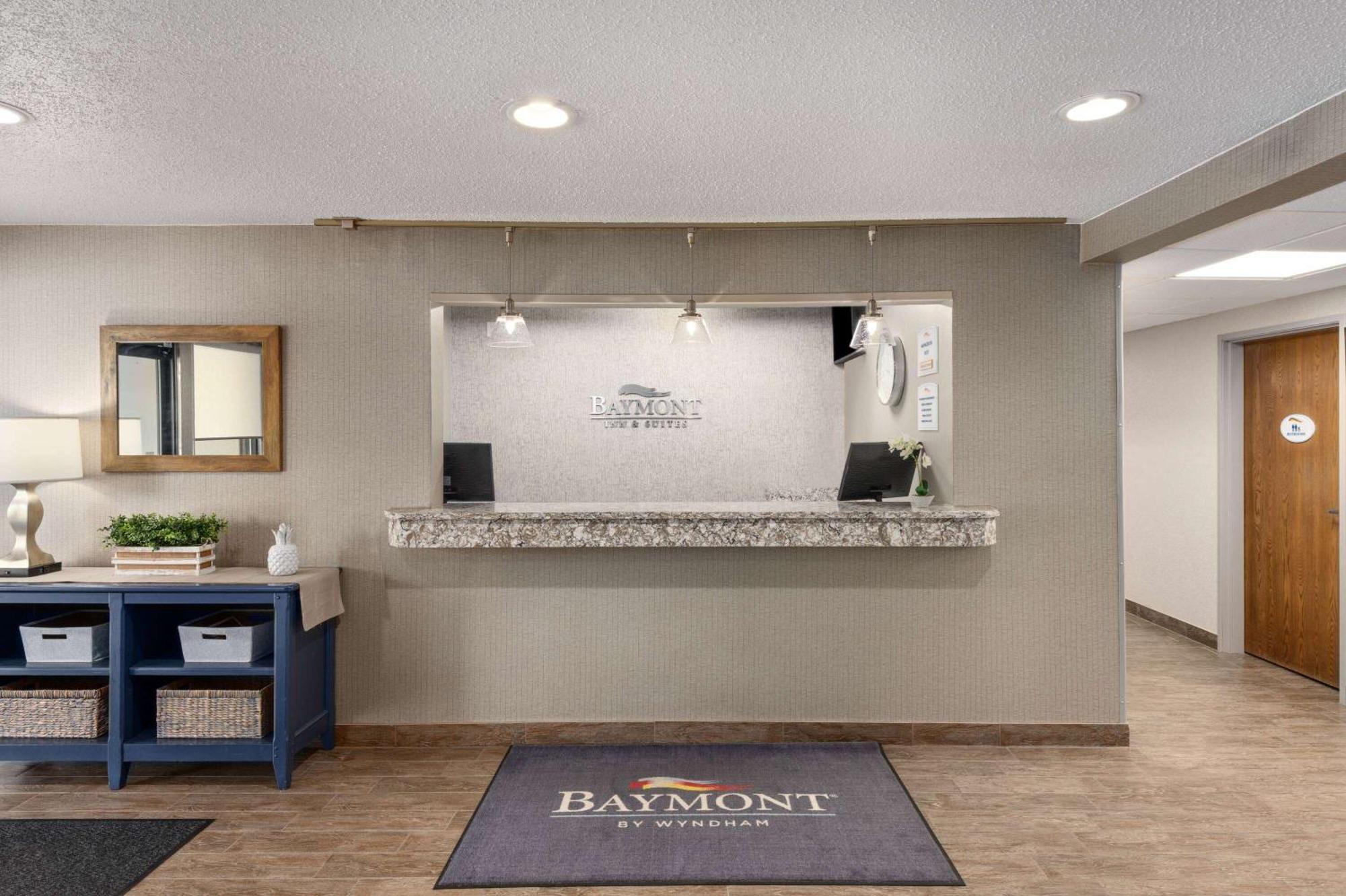 Baymont By Wyndham Mt. Pleasant Mount Pleasant Exterior foto